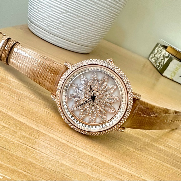 Rose Gold Iced Out Crystal Spinning Dial Wristwatch for Women. - Picture 5 of 5